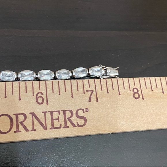 Vintage FAS 925 Stamped Sterling Silver CZ Cubic Zirconia Tennis Bracelet - Picture 10 of 16